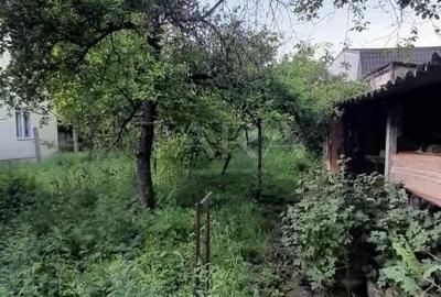 Casă de vânzare cu teren de 840mp - 2