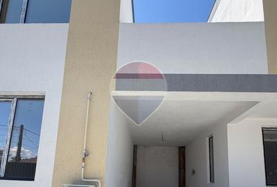 Casă / Vilă  design ultramodern, zona centrala,Comision 0% - 3