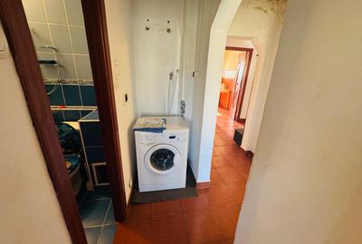 3 camere, decomandat, 2 balcoane,termositem,gaze in  zona semicentrala - 9
