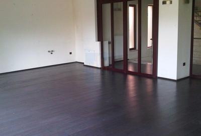 Duplex 4 Camere de Vanzare  *Arcul de Triumf* - 1