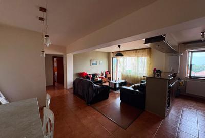 Apartament spațios cu 3 camere | Bulevardul Unirii | Etaj 6 / lift | Centrală p - 5
