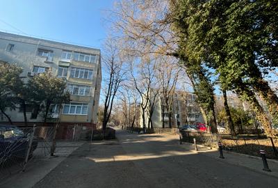 Vanzare apartament 4 camere - 6