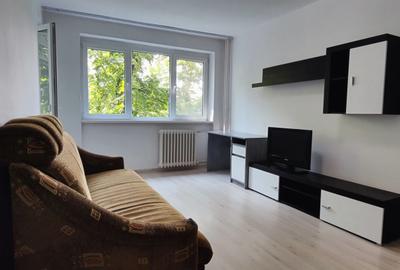 Apartament cu 2 camere decomandat în Drumul Taberei