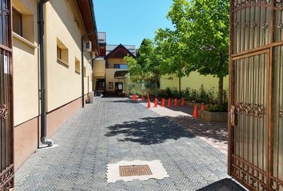 Vand casa plus spatiu comercial zona Centrul Istoric - 3