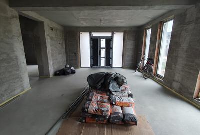 FARA COMISION Sabareni casa mare 3 camere 2 bai beci PARTER placa la cheie 500mp - 26