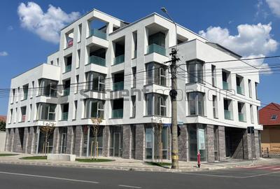 De vânzare apartament cu 3 camere, 85.6 mp, ultracentral - 1