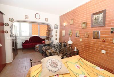 4 camere Titulescu | 94 mp | et 10 - decomandat | 2 balcoane | Piata Victoriei - 15