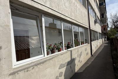 Ap 3 camere - rezultat din alipirea a 2 garsoniere - 62 mp - parter - 25