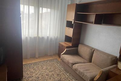 Apartament 3 camere , zona supermarket Lidl (fosta Autogara)et 1 din 3 , 81 mp , - 6