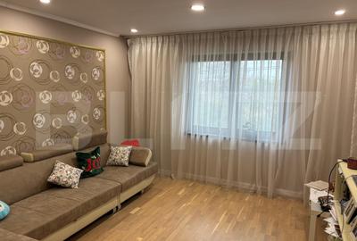 Apartament cu 3 camere decomandat, mobilat în Lunei