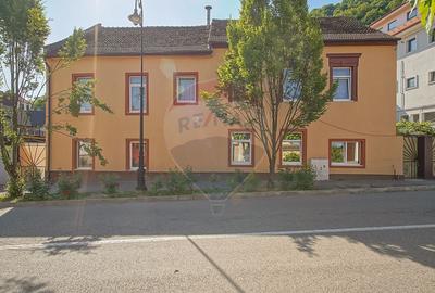 Proprietate rară în centrul Râșnovului, cu spațiu comercial - 42