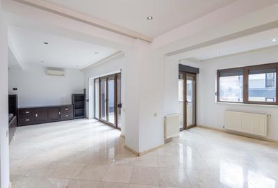 APARTAMENT 4 CAMERE - SISESTI - 6