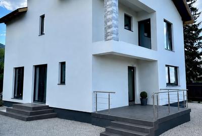 Casă individuală cu 5 camere în Electroprecizia