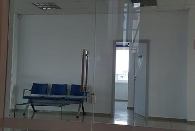 Bd. Mamaia - spațiu de birouri premium , 241 mp . - 17