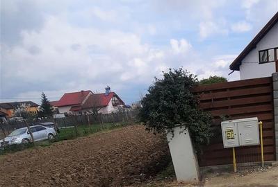 Teren intravilan de 1213 mp, în 9 Mai