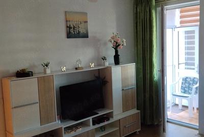 Apartament cu 2 camere semidecomandat în Tomis III
