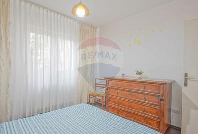 Apartament 2 cam de închiriat Zona Griviței Mobilat și utilat etaj 1 - 12