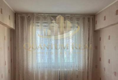 Apartament 3 camere Decomandat , Loc de Parcare -Rahova