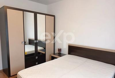 Apartament cu 3 camere semidecomandat în Iris