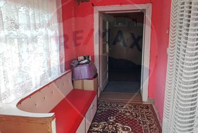 Casă cu 4 camere si teren de vânzare in com. Husasau de Tinca/Fonau - 11