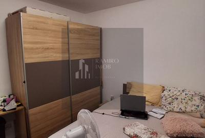 Apartament cu 2 camere semidecomandat în Olteniței