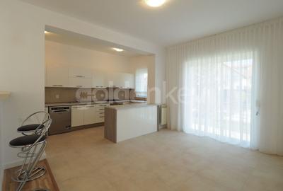 Vilă impecabila cu 7 camere, piscina exclusiva - 5