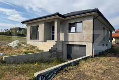 Casă individuală cu 3 camere în Reghin