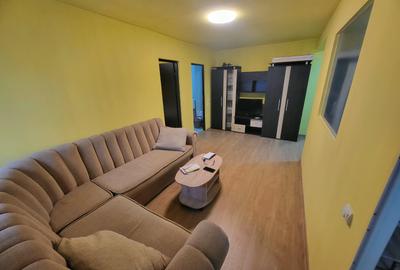 Apartament cu 2 camere de închiriat - Zona Florilor - 1