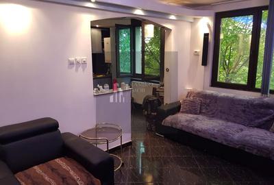 Apartament 3 camere decomandat Drumul Taberei - 9