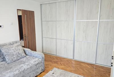 Vand apartament 3 camere in Deva, zona Piata Victoriei, mobilat, utilat - 3