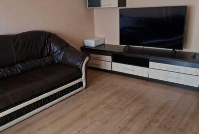 Apartament cu 3 camere decomandat, mobilat în Militari