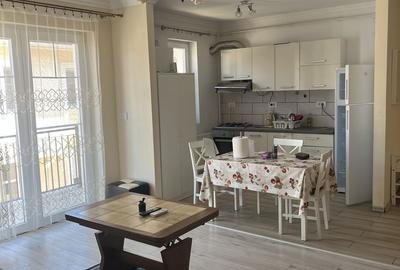 Apartament cu 3 camere semidecomandat în Braytim