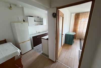 Garsonieră decomandată în Cetate