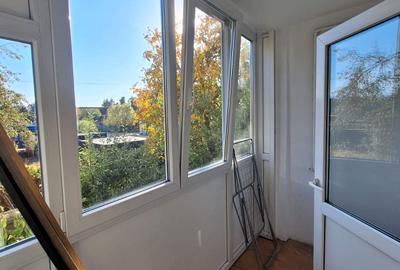 Apartament de inchiriat, 2 camere, str.N.Iorga ! - 12