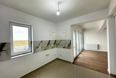 De Vanzare - 2 Camere + Terasa 12 mp - 4