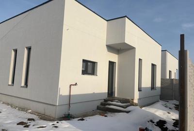 Casă individuală cu 3 camere – Ansamblu rezidențial nou 100.000 euro - 1