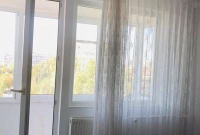 Liceul Traian, 2 cam mobilate si utilate, vedere Port. - 12