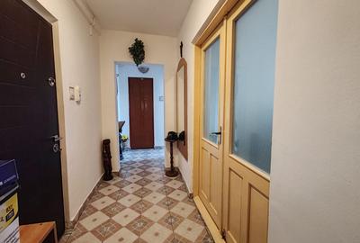 Apartament cu 2 camere decomandat în Bartolomeu