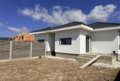 Duplex cu 4 camere în Moșnița Nouă
