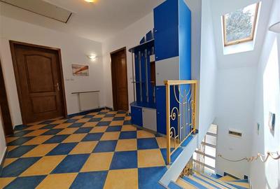 Vanzare casa imbratisata de natura in zona Bunloc, teren 445 mp - 23