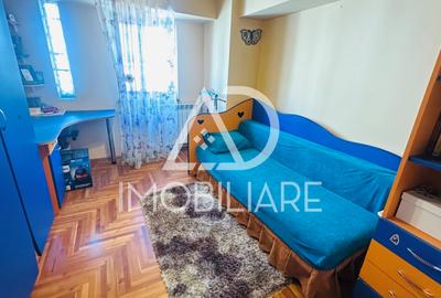 Apartament cu 3 camere de închiriat – strada Republicii - 9