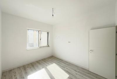 Bloc finalizat. Spatiu pod. Loc de parcare. Clima. - 8