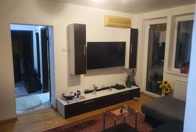 Apartament de vanzare cu 3 camere,  60 mp,  mobilat si utilat,  in zona Tomis II