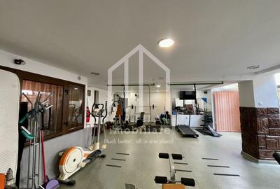Vila/Pensiune cu 3 corpuri, 34 de camere, sala de fitness - Central - 40