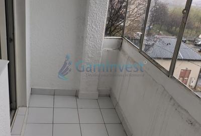Apartament cu 3 camere de inchiriat pentru Muncitori, zona Nufarul Oradea, Bihor - 10