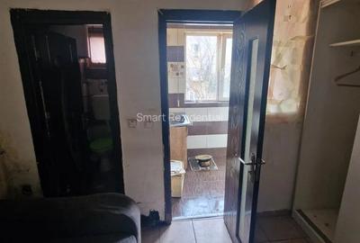 Garsoniera Titan - Bd. 1 Decembrie 1918 - Bloc anvelopat  Contor gaz - 1