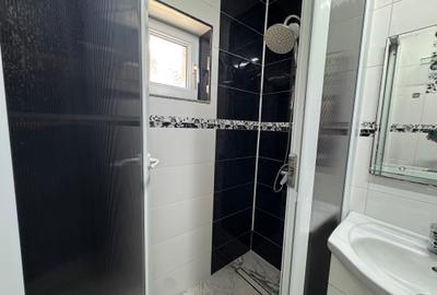 2 c.,53mp,parter,renovat+ spatiu suplim. depozitare-25 mp,Al. Rozelor - 17