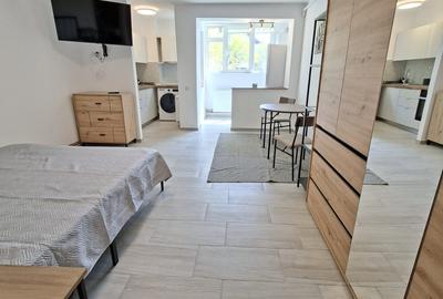 Inchiriez garsoniera renovata complet cu balcon, zona Mihai Viteazu - 1