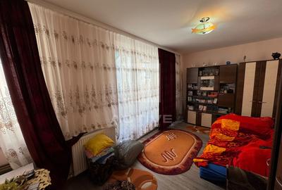 Apartament cu 3 camere  || str Florilor - 9