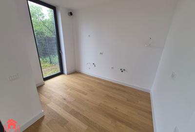 METROU LAMINORULUI (Meadows)- Vila cu priveliste catre lac, libera, comision 0% - 11